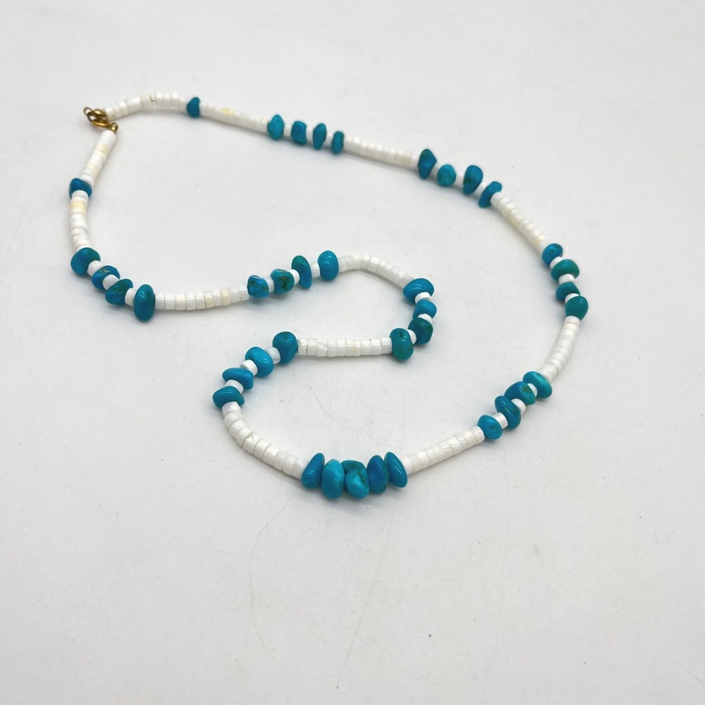 Vintage Turquoise Nugget and White Heishi Shell Bead Necklace 24 Inch Boho - Picture 7 of 7